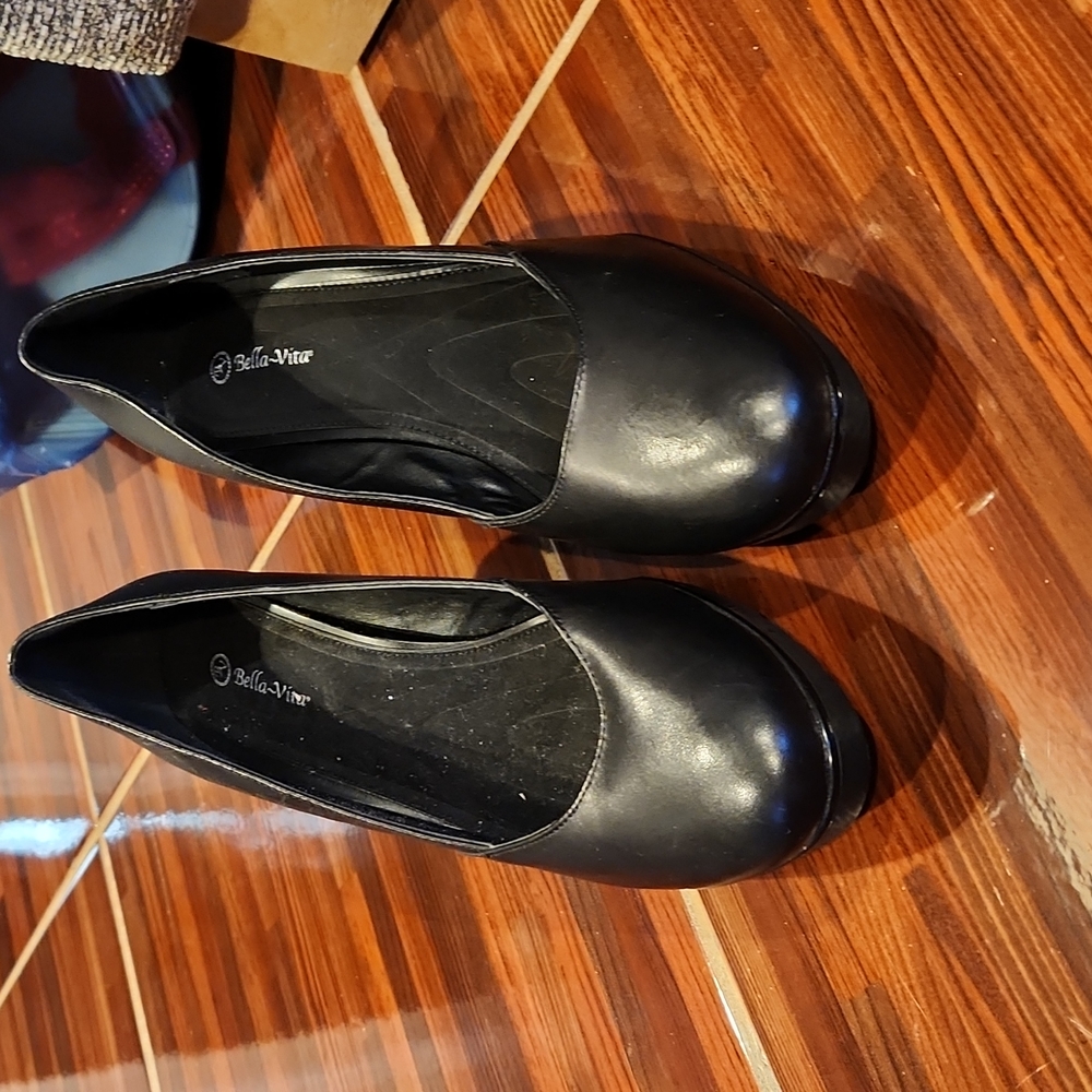 Black heels